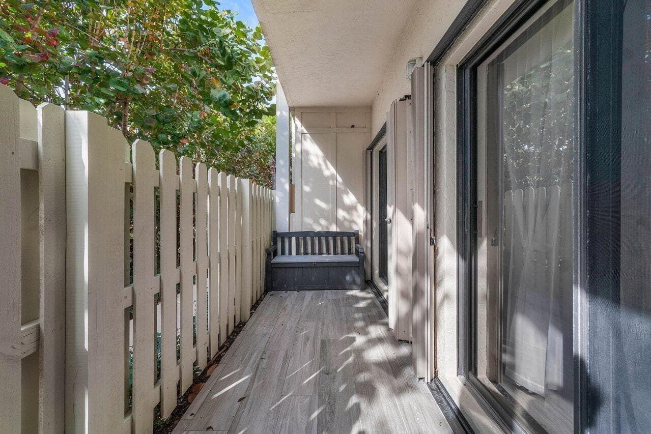 820 Bella Vista Court S 20 photo 18