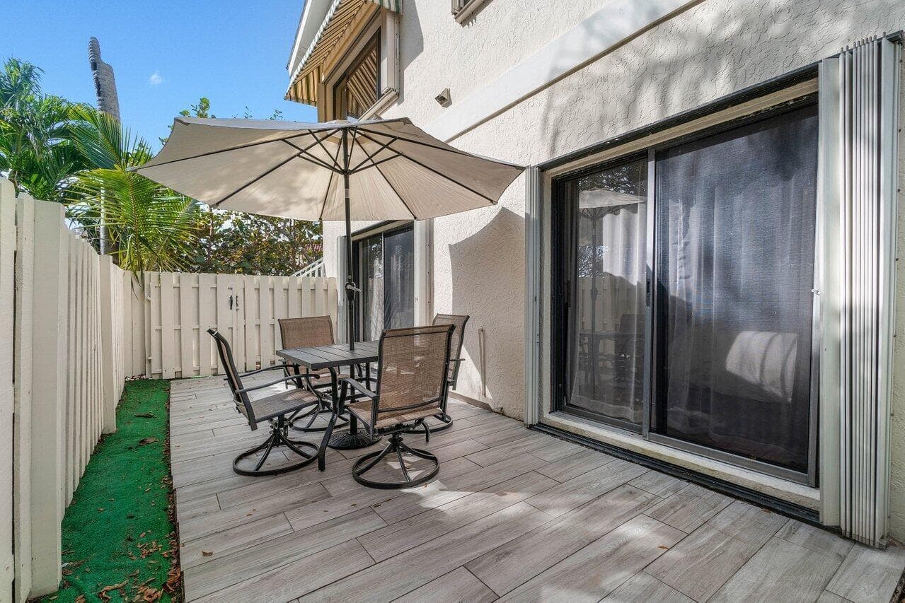 820 Bella Vista Court S 20 photo 15