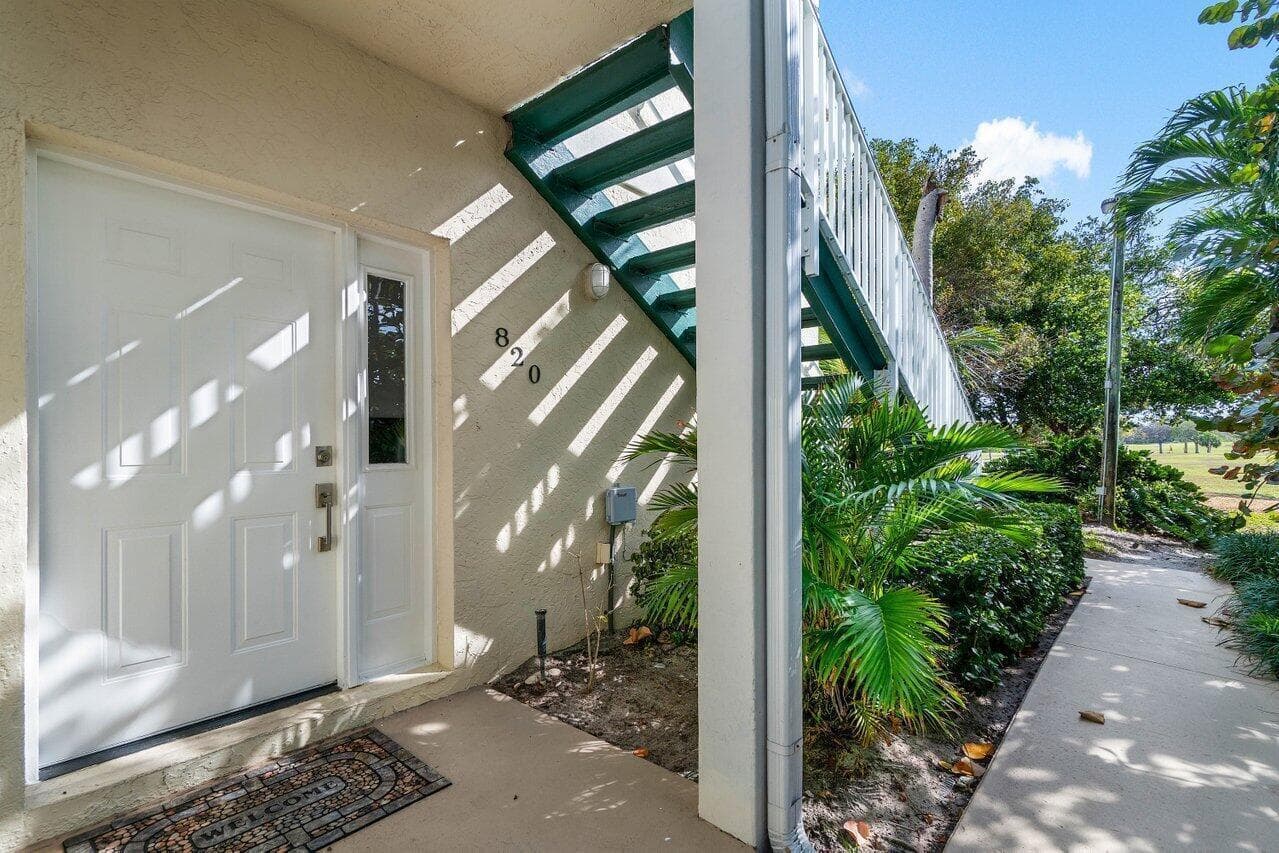 820 Bella Vista Court S 20 photo 4