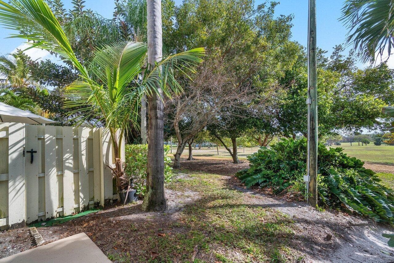 820 Bella Vista Court S 20 photo 25
