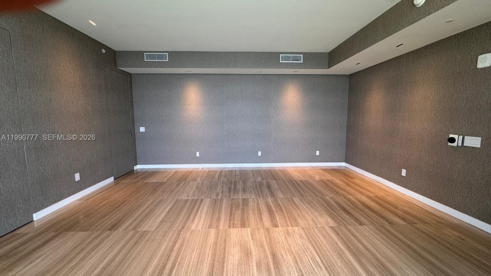 18975 Collins Ave 2500 photo 19