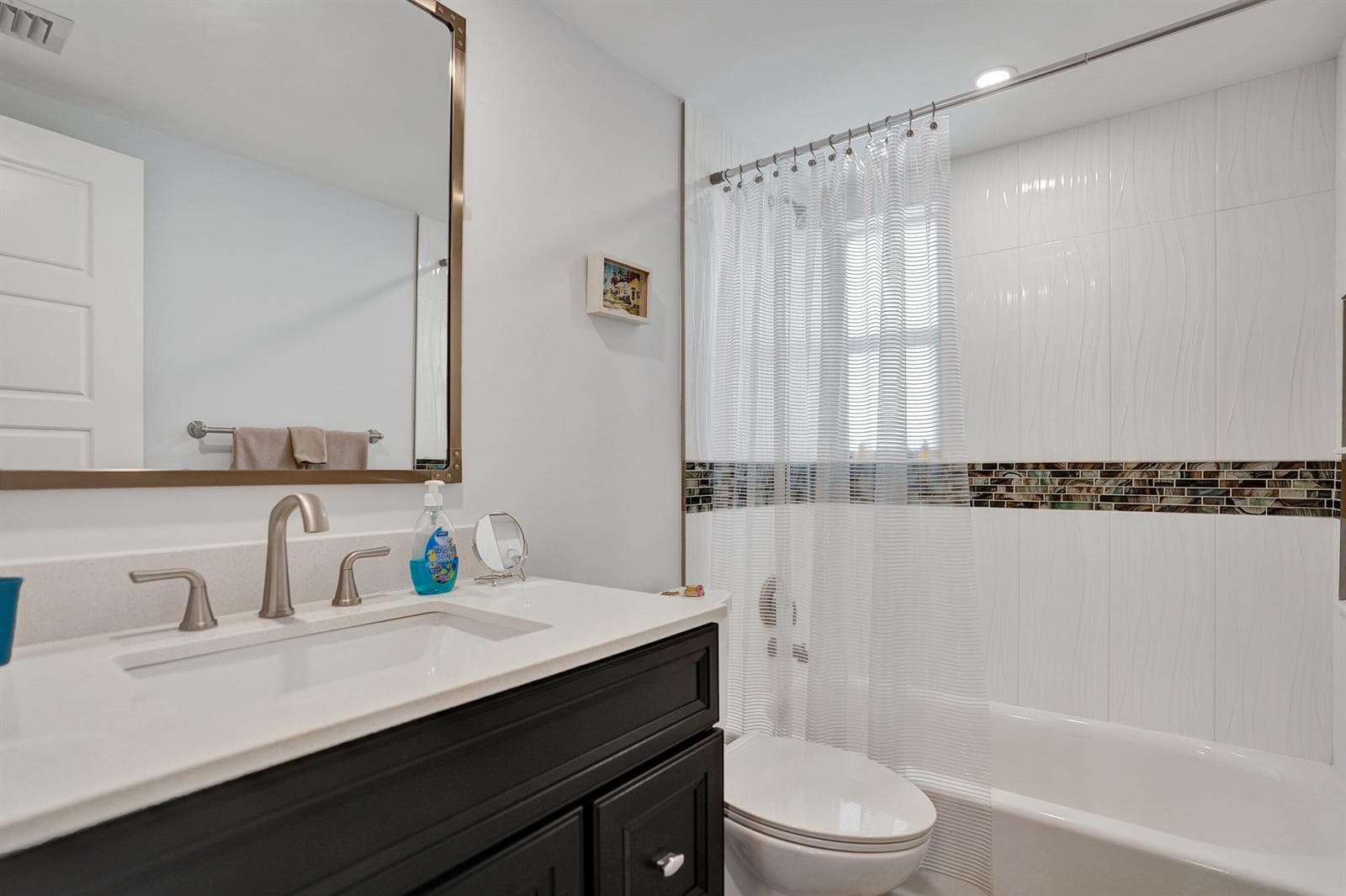 311 E Ocean Avenue 102 photo 22