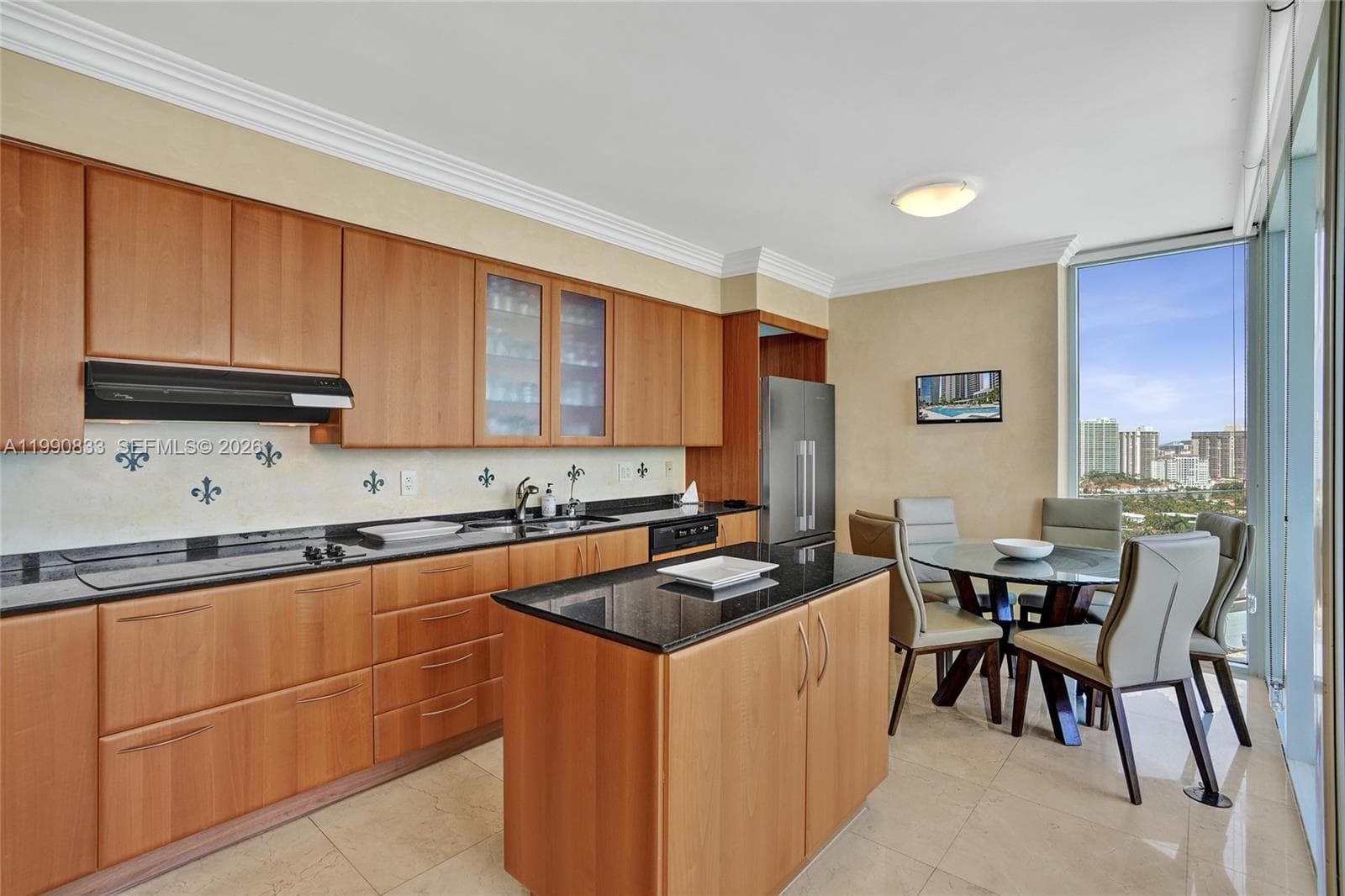 19111 Collins Ave 2101 photo 7
