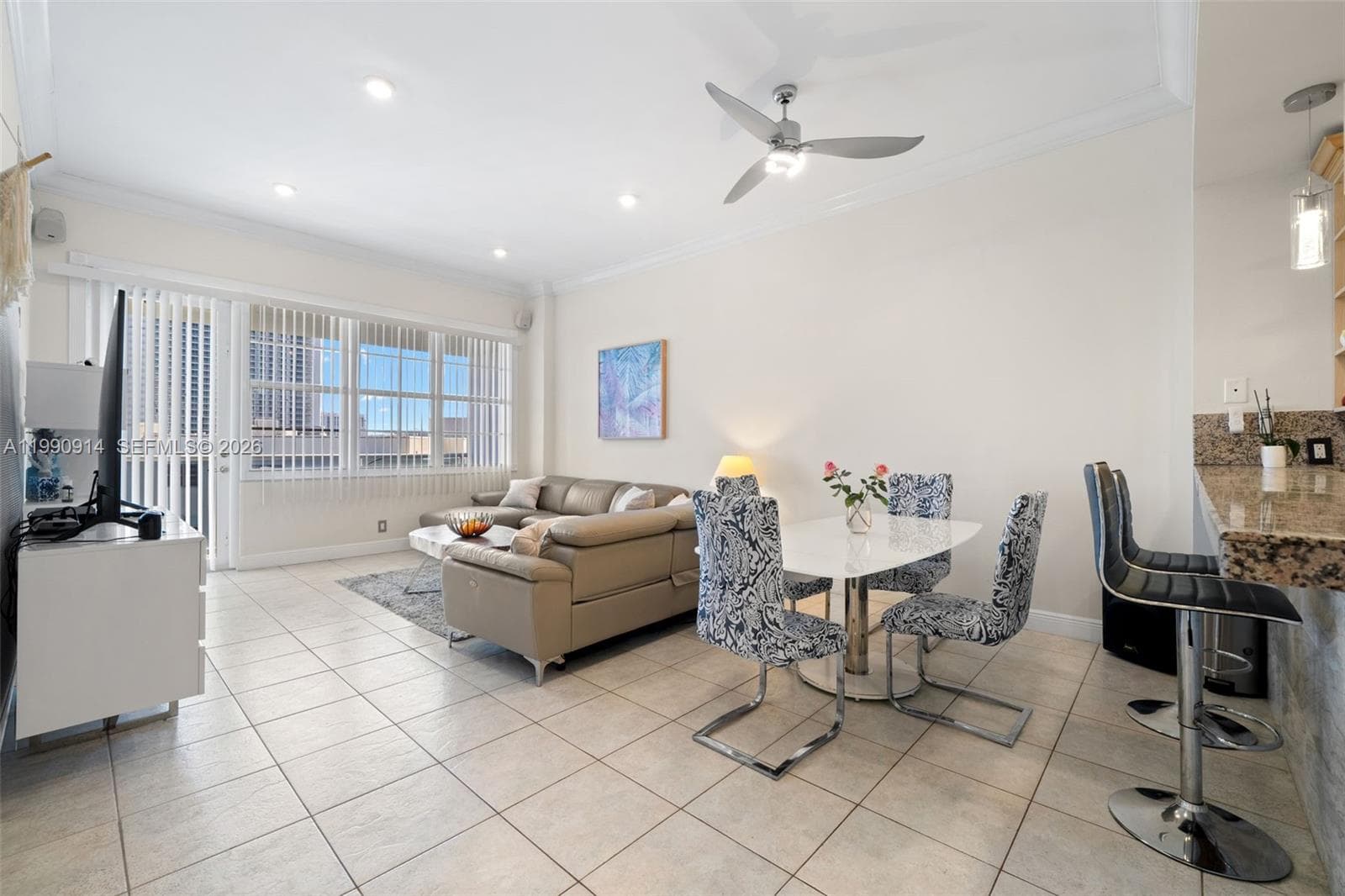 3725 Ocean Dr PH18 photo 7
