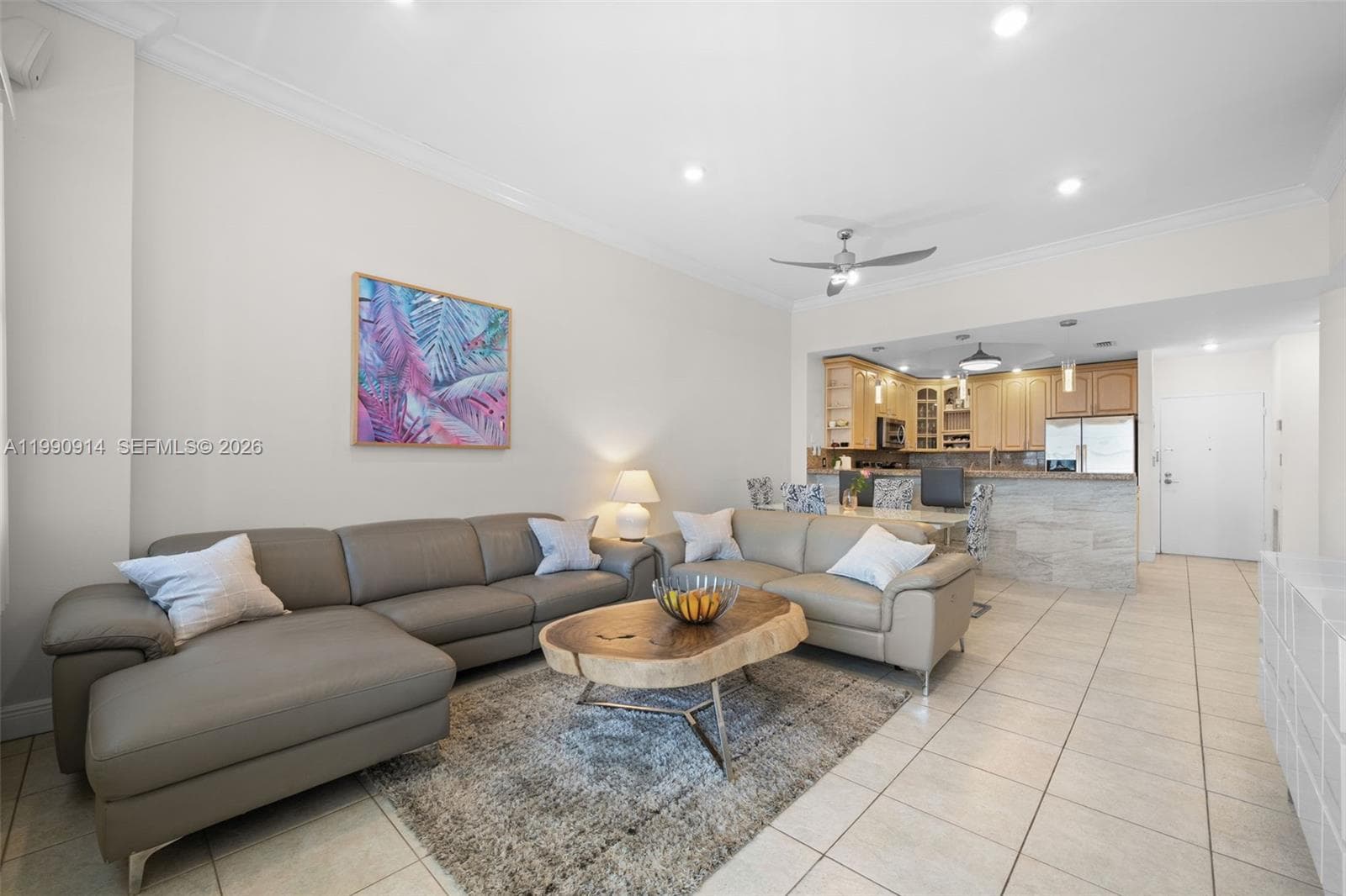 3725 Ocean Dr 5