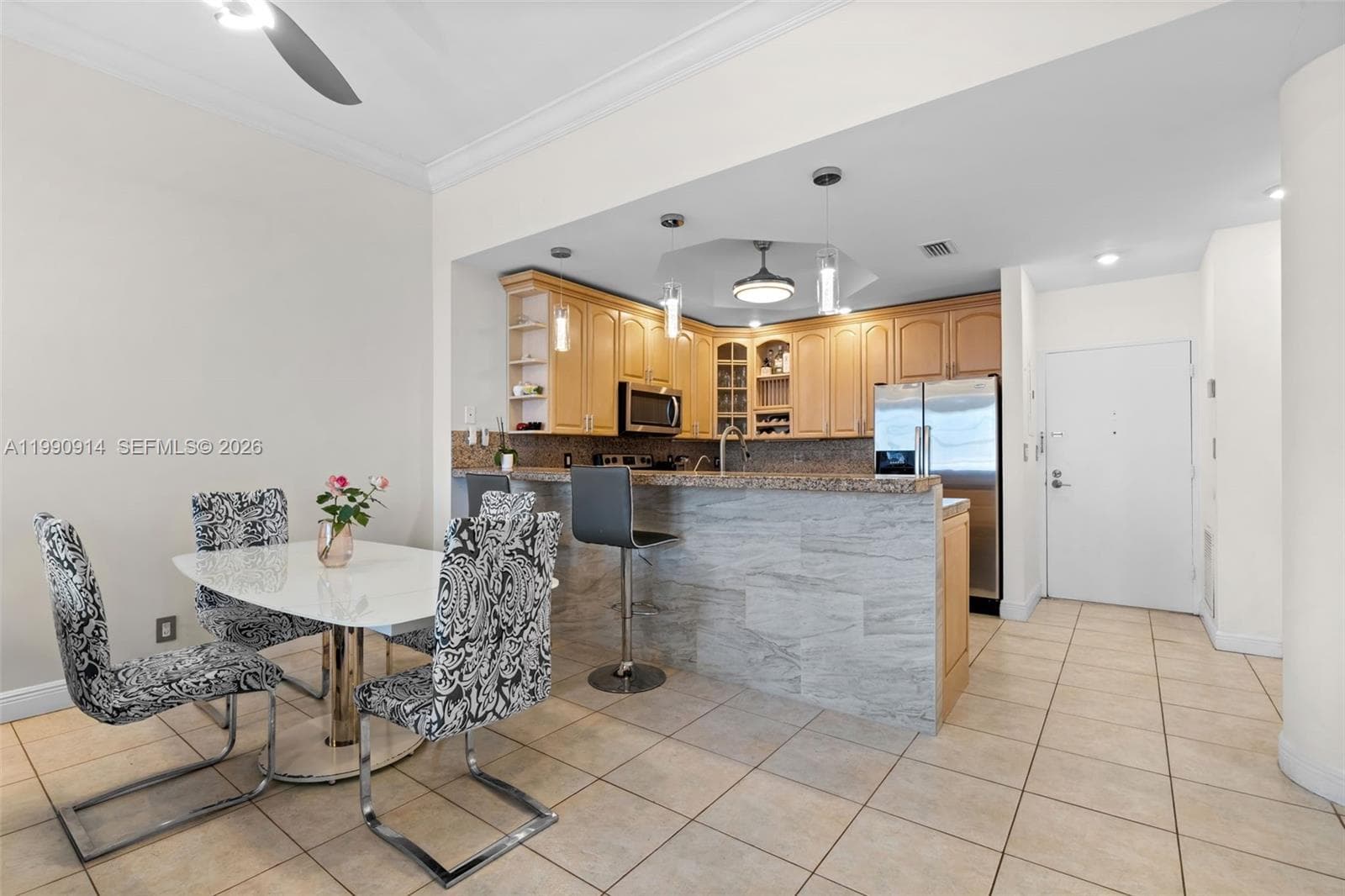 3725 Ocean Dr PH18 photo 8