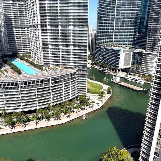 801 Brickell Key Blvd 3008 photo 3