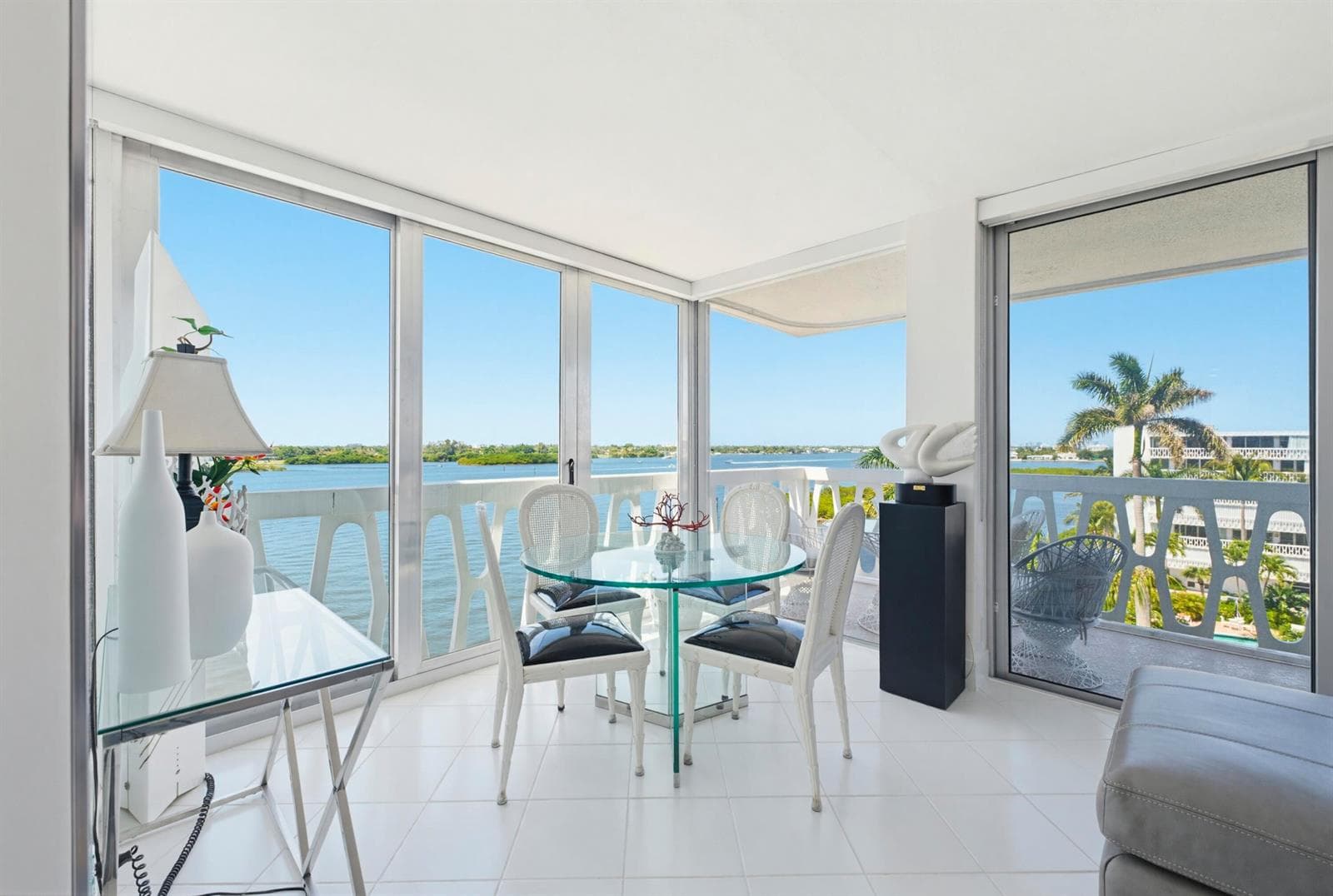 2505 S Ocean Boulevard photo 3