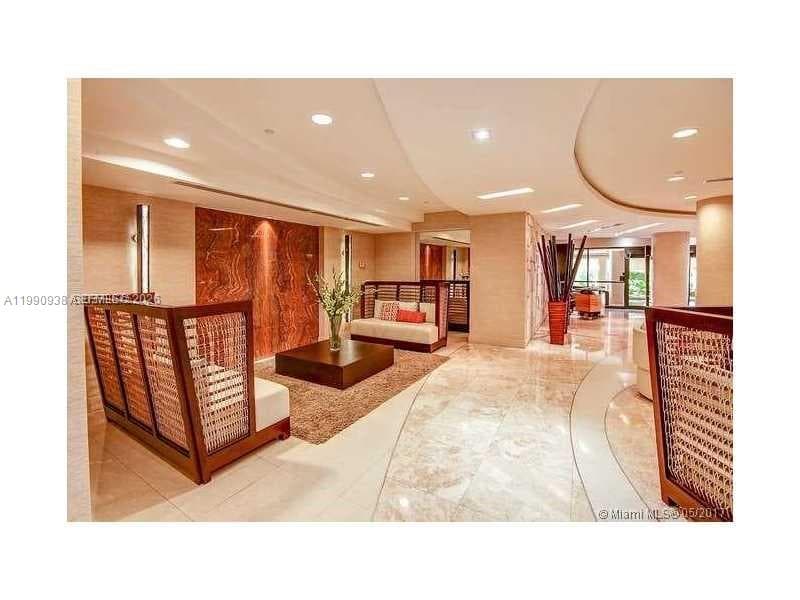 2555 Collins Ave 1114 photo 19