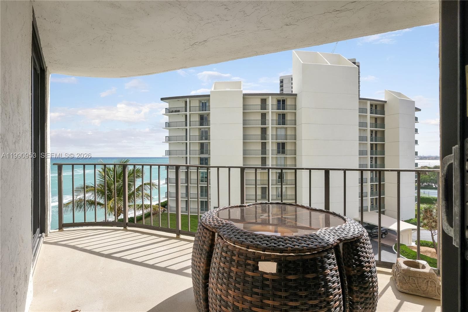 5420 N Ocean Dr 504 photo 22