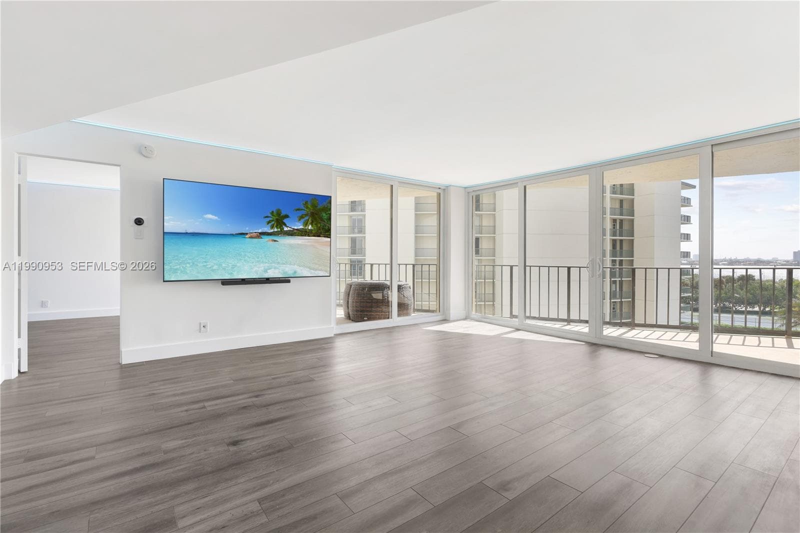 5420 N Ocean Dr 504 photo 7