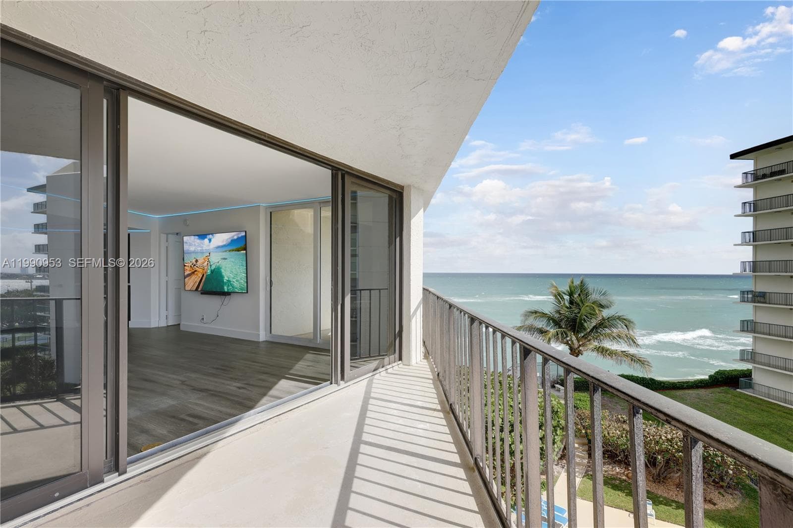 5420 N Ocean Dr 504 photo 3