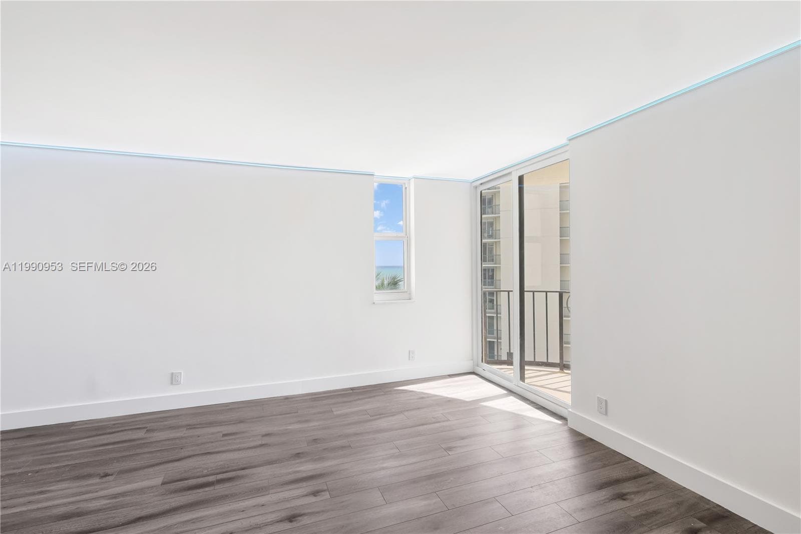 5420 N Ocean Dr 504 photo 15