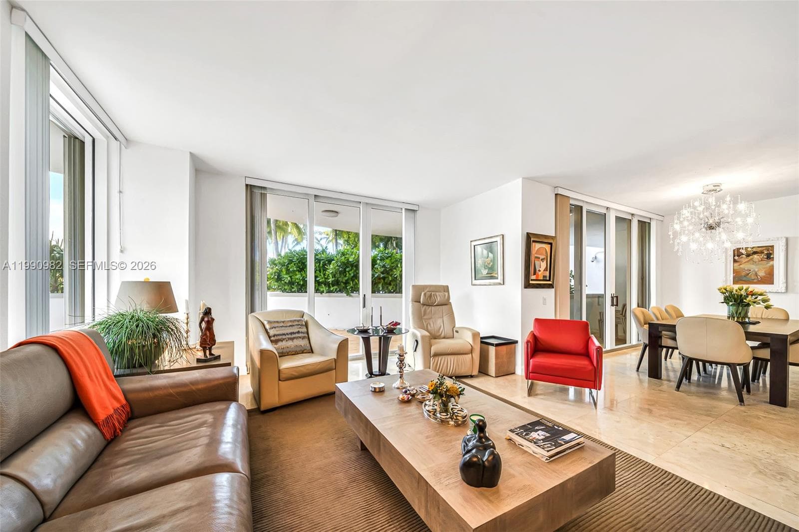 21050 Point Pl 401 photo 4