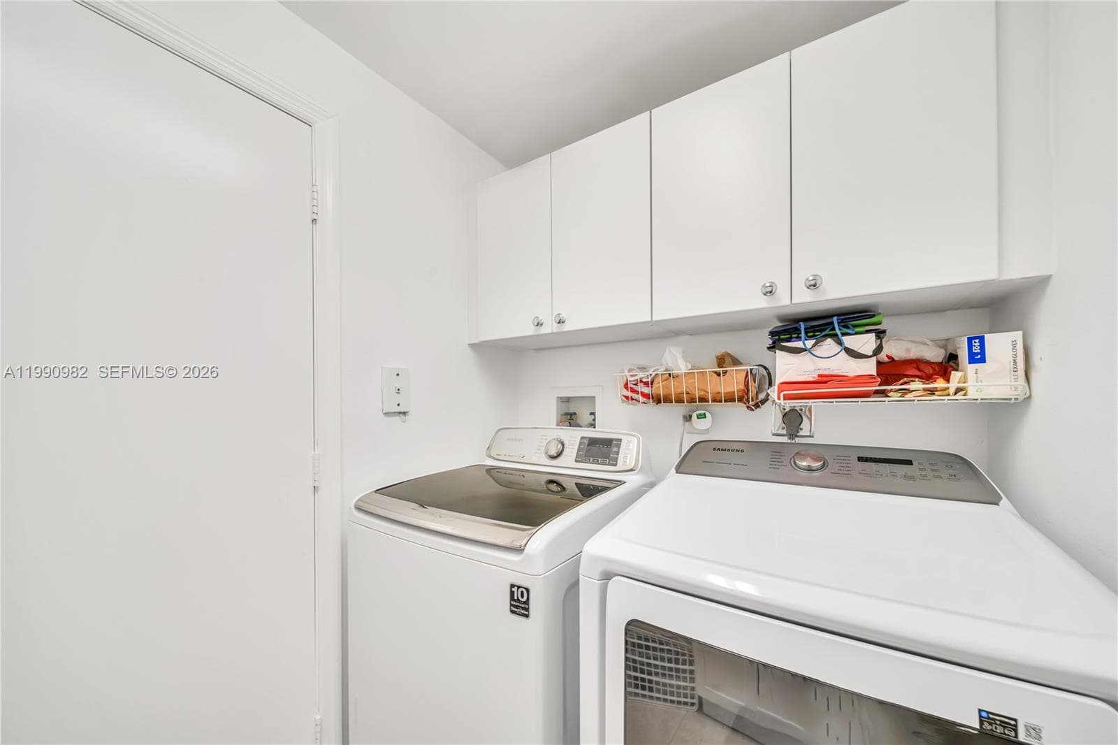 21050 Point Pl 401 photo 21