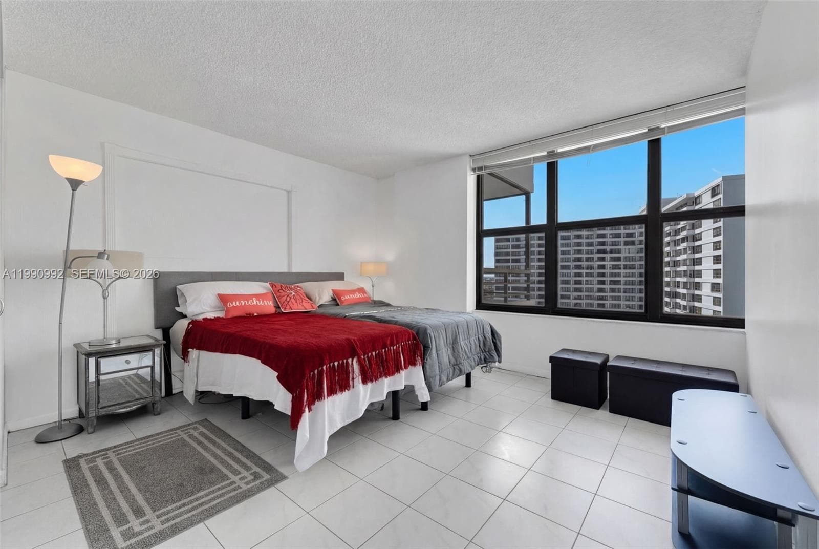 2500 PARKVIEW DR 1418 photo 14