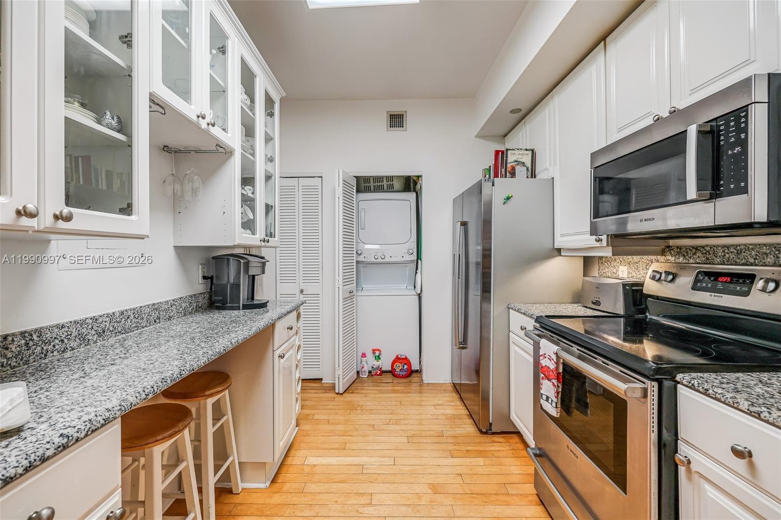 888 Brickell Key Dr 807 photo 20