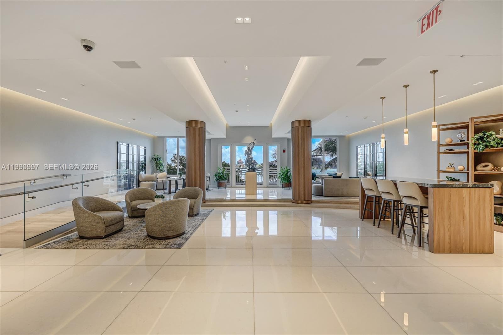 888 Brickell Key Dr 807 photo 4