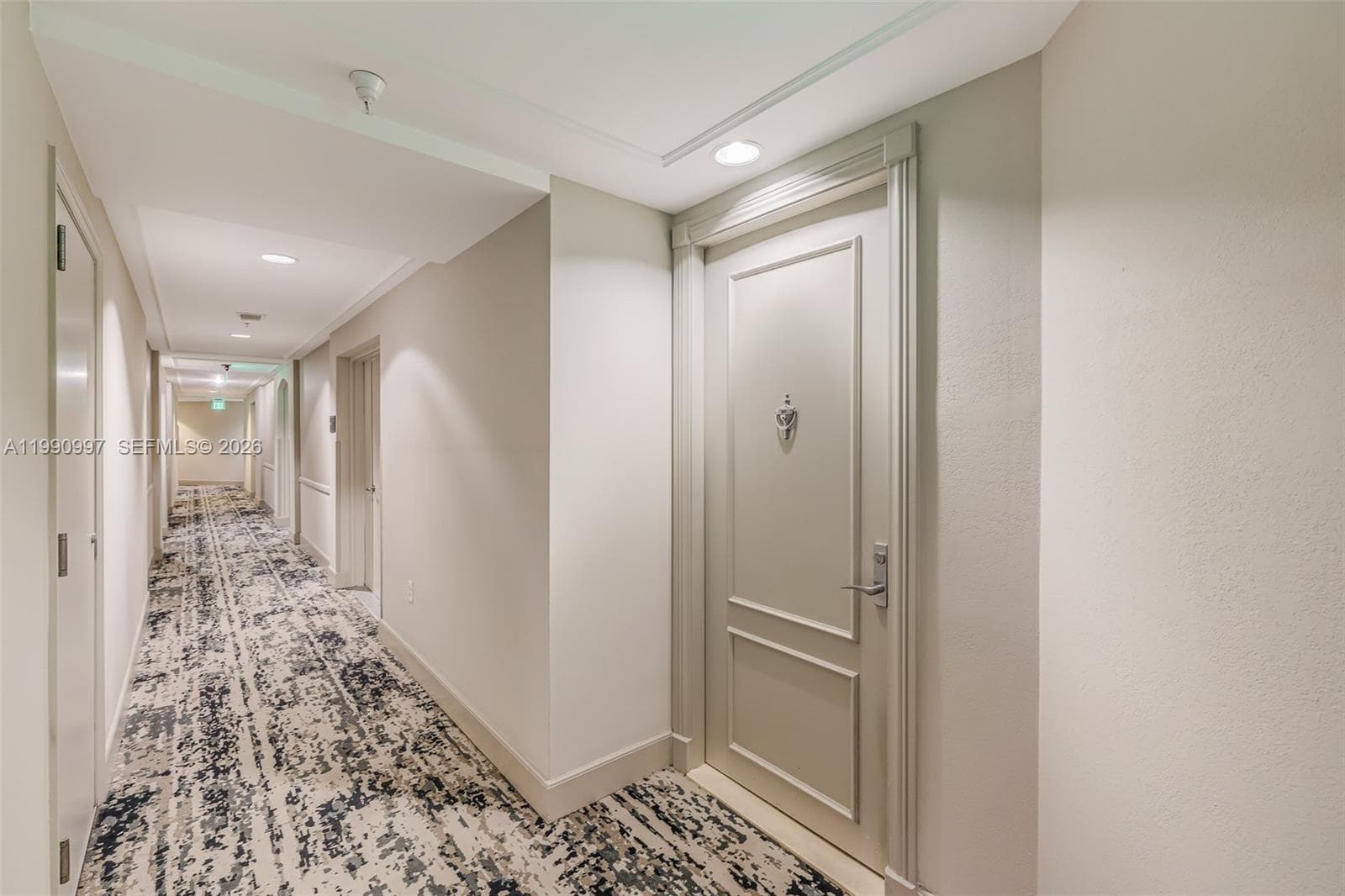 888 Brickell Key Dr 807 photo 8