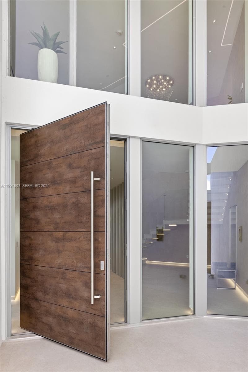 503 Palm Dr photo 16