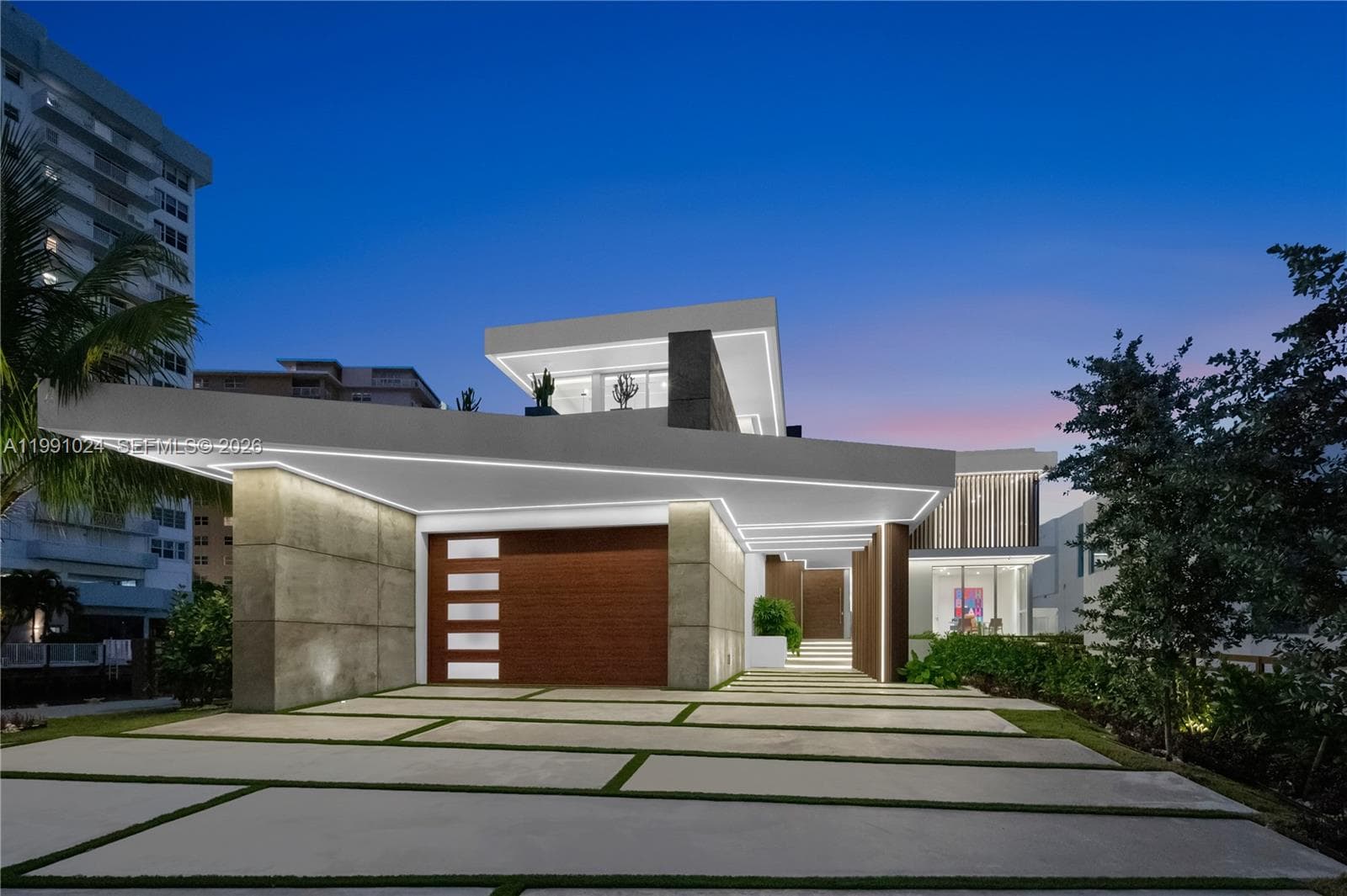 501 Palm Dr photo 6