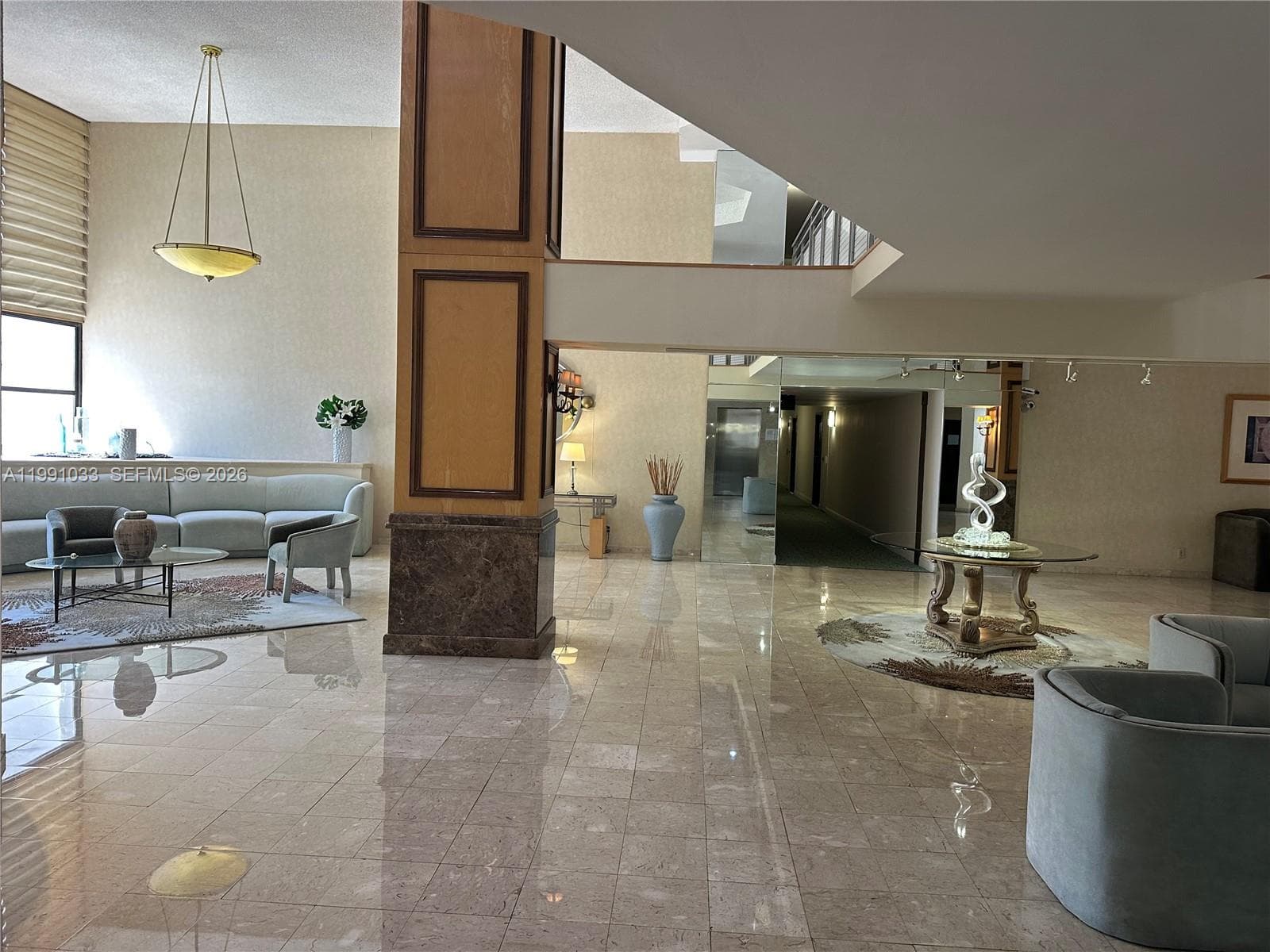 600 Parkview Dr 717 photo 9