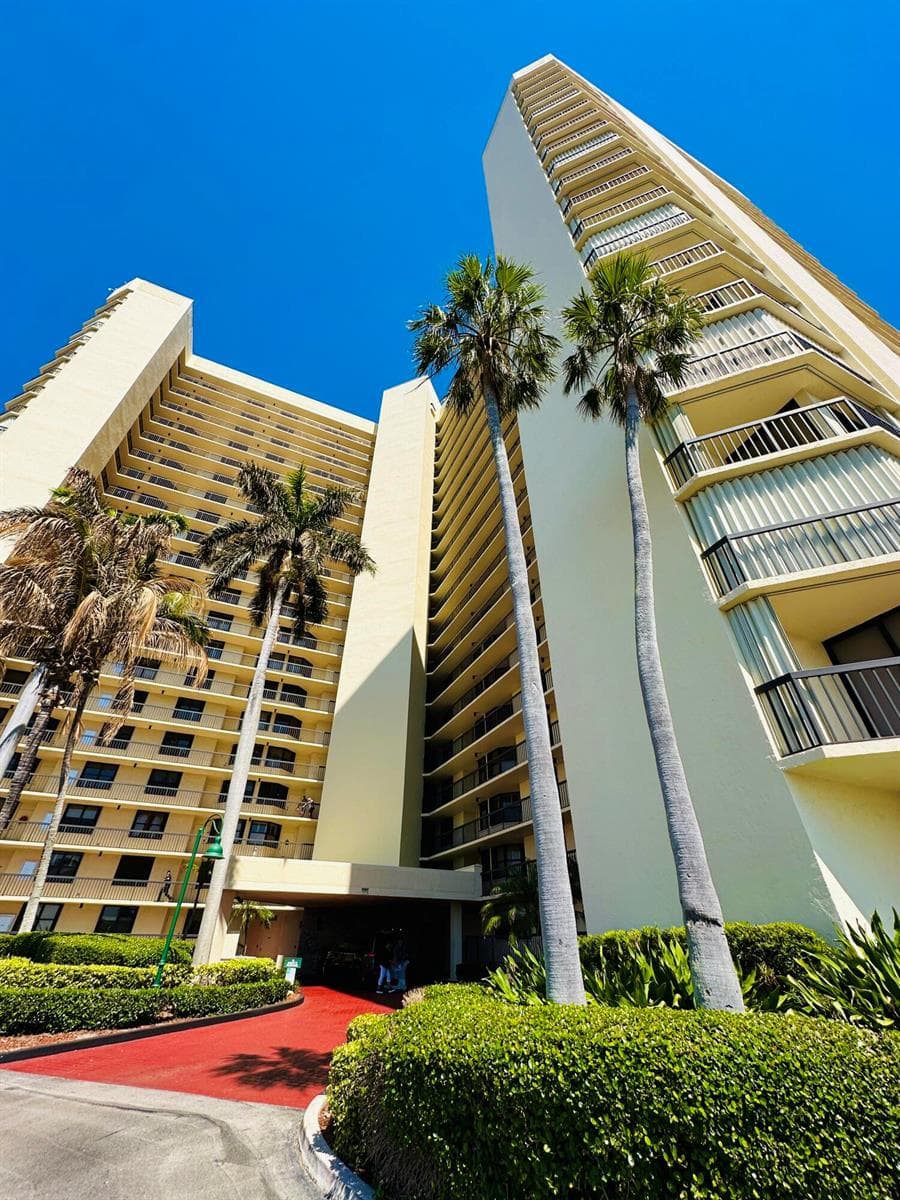 9500 S Ocean Drive 108 photo 3