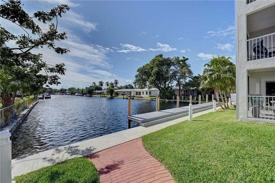 1439 S Ocean Boulevard 207 photo 13