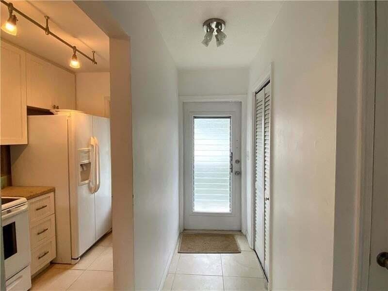 1439 S Ocean Boulevard 207 photo 11