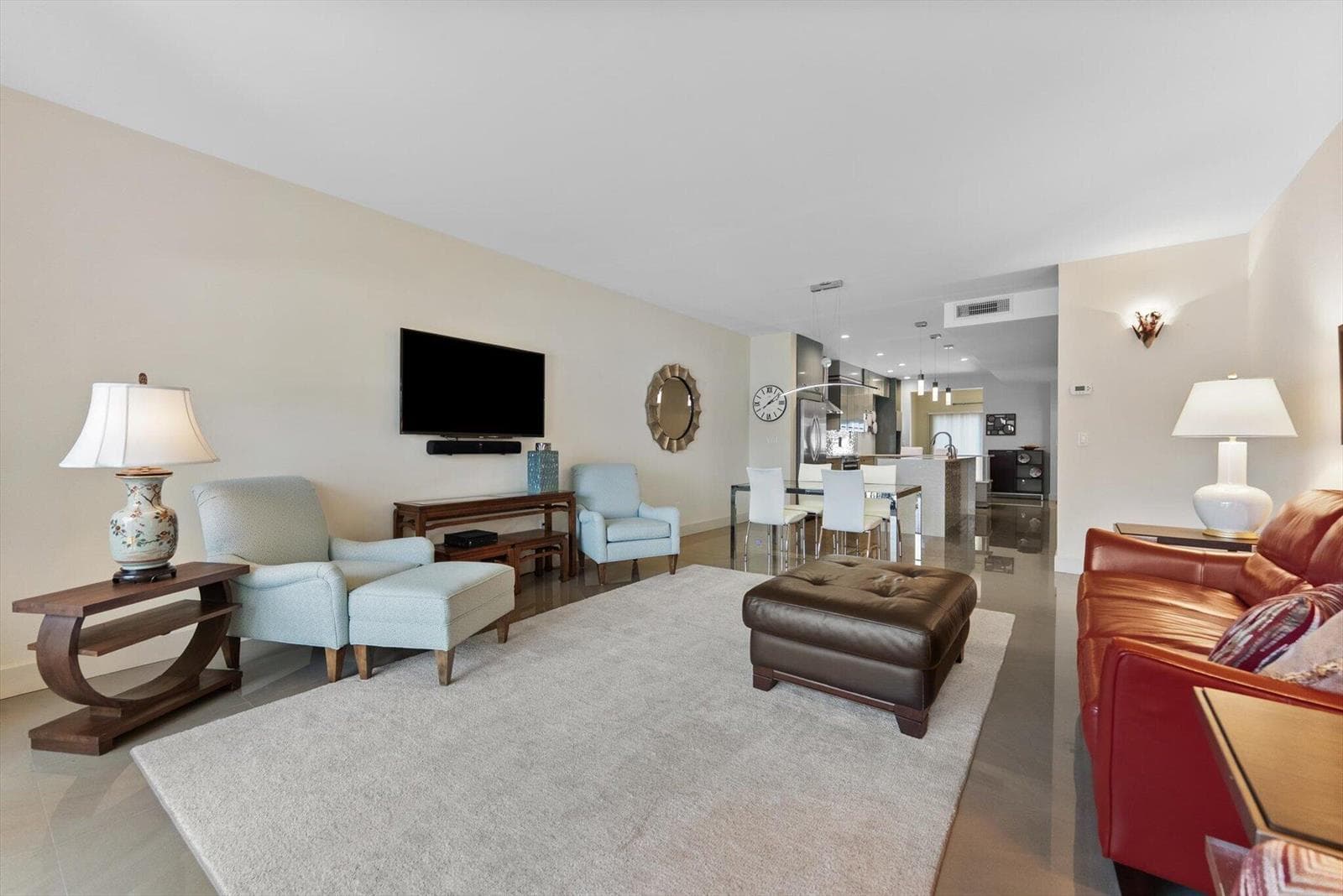 1301 N Riverside Drive 10 photo 15