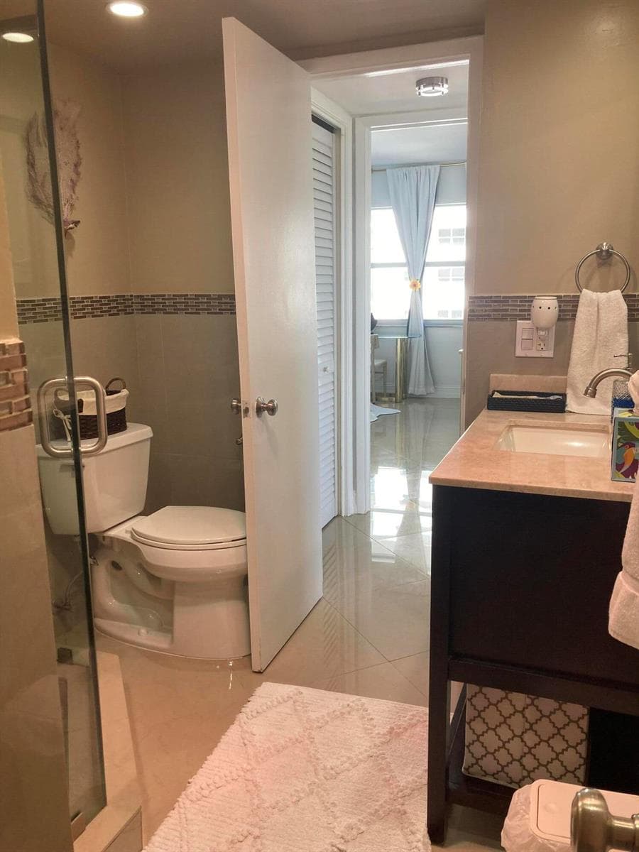 1630 N Ocean Boulevard 314 photo 7