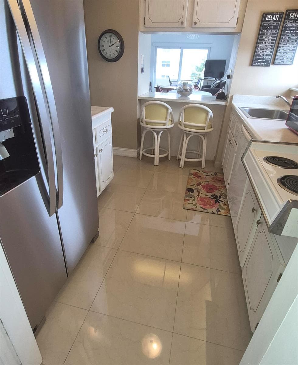 1630 N Ocean Boulevard 314 photo 8