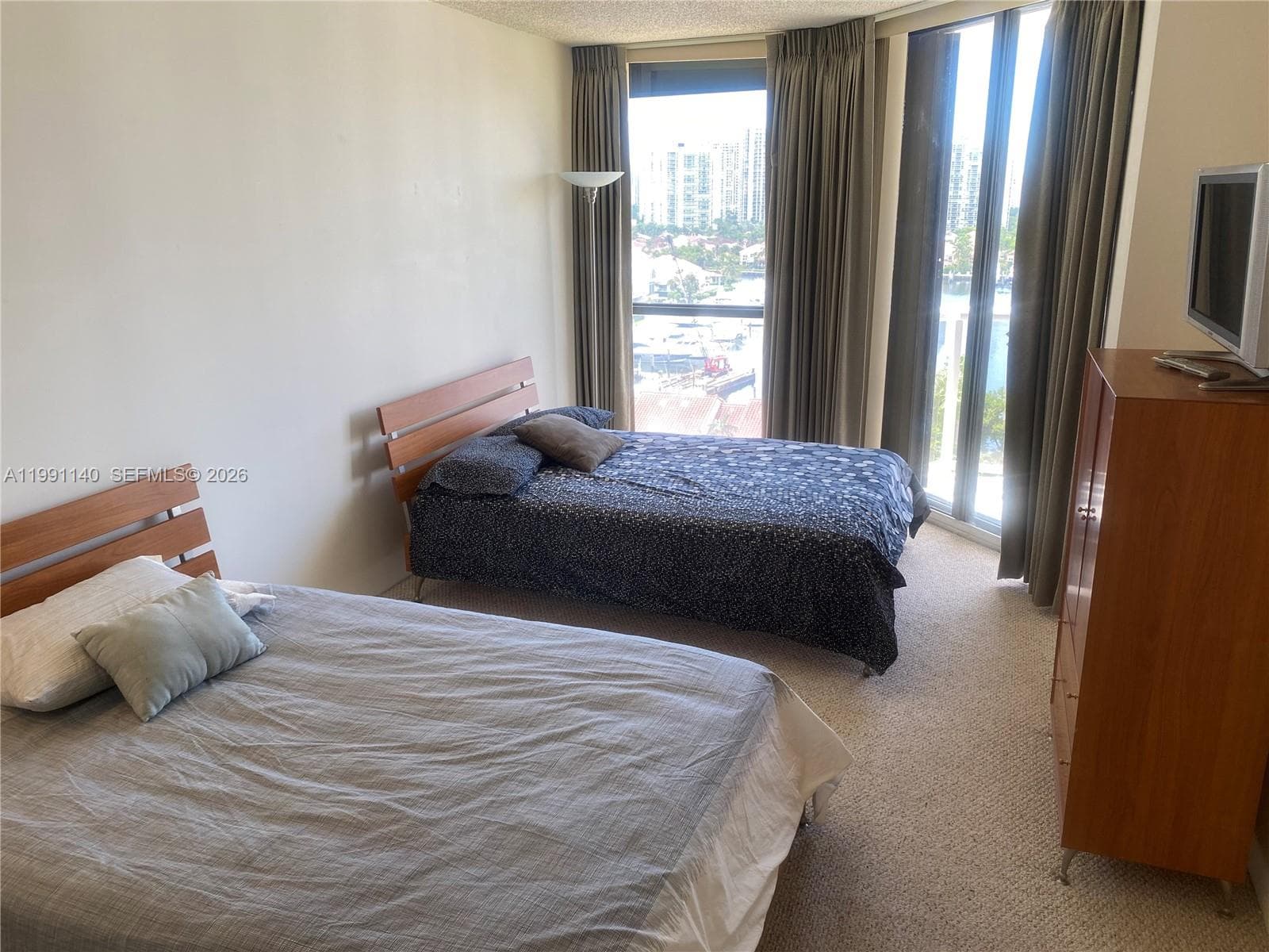3640 Yacht Club Dr 1009 photo 13