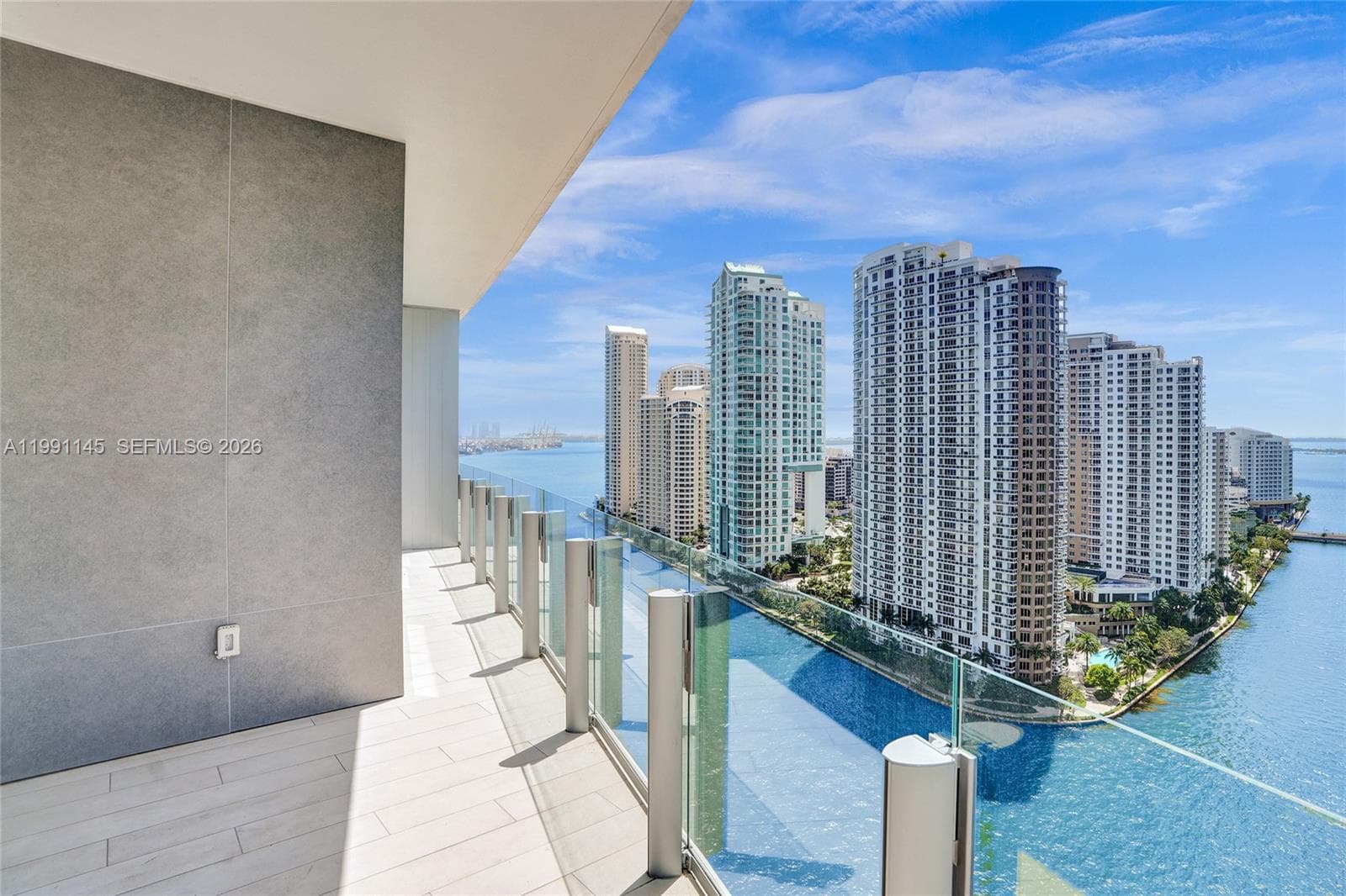 300 Biscayne Boulevard Way 2106W photo 11