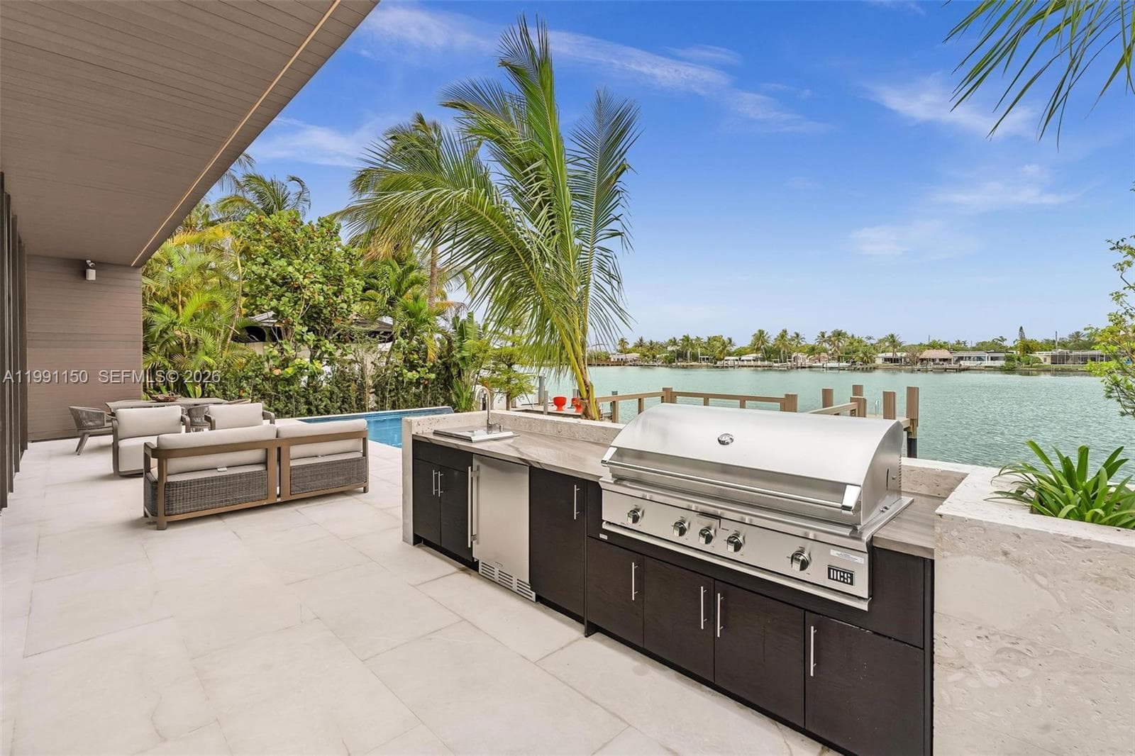 535 N Shore Dr photo 21