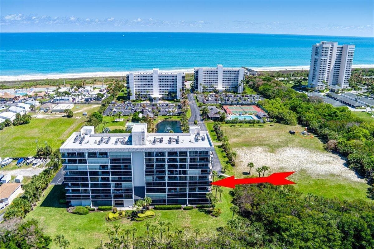 5059 N Hwy A1a 401 photo 2