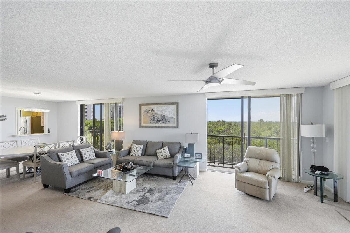 5059 N Hwy A1a 401 photo 13