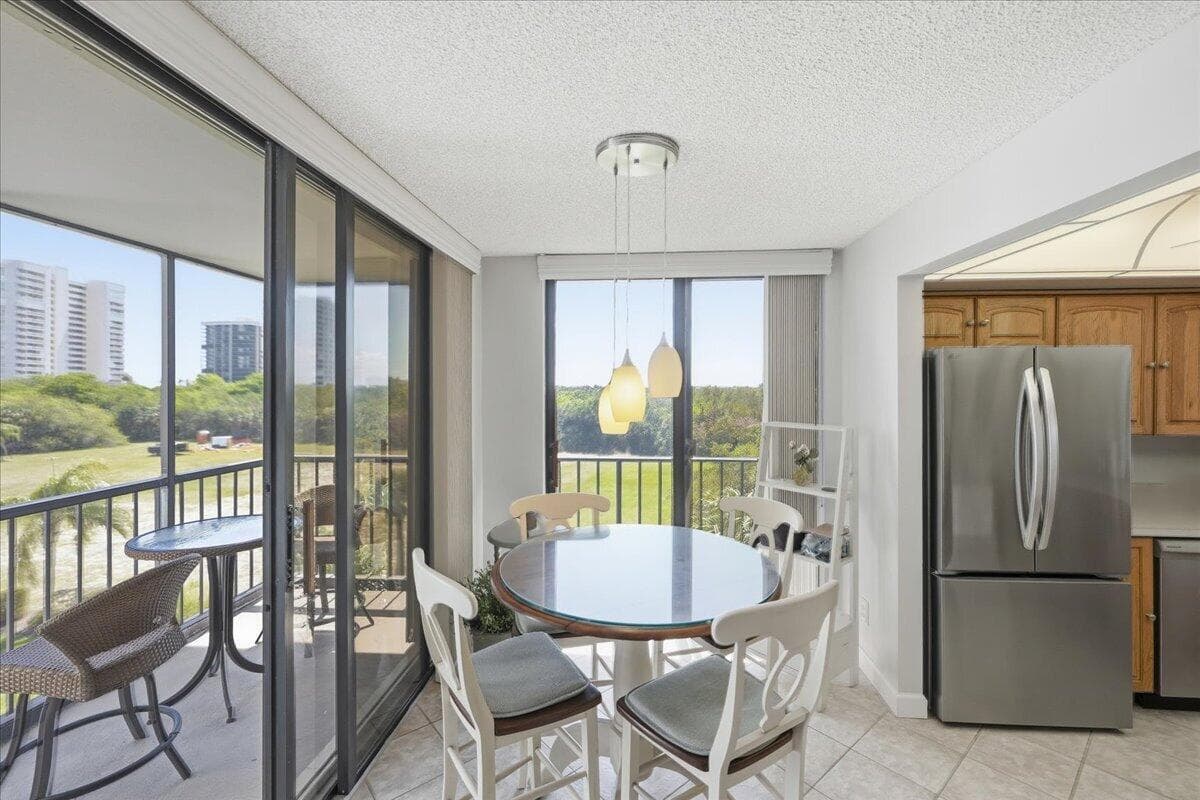 5059 N Hwy A1a 401 photo 16