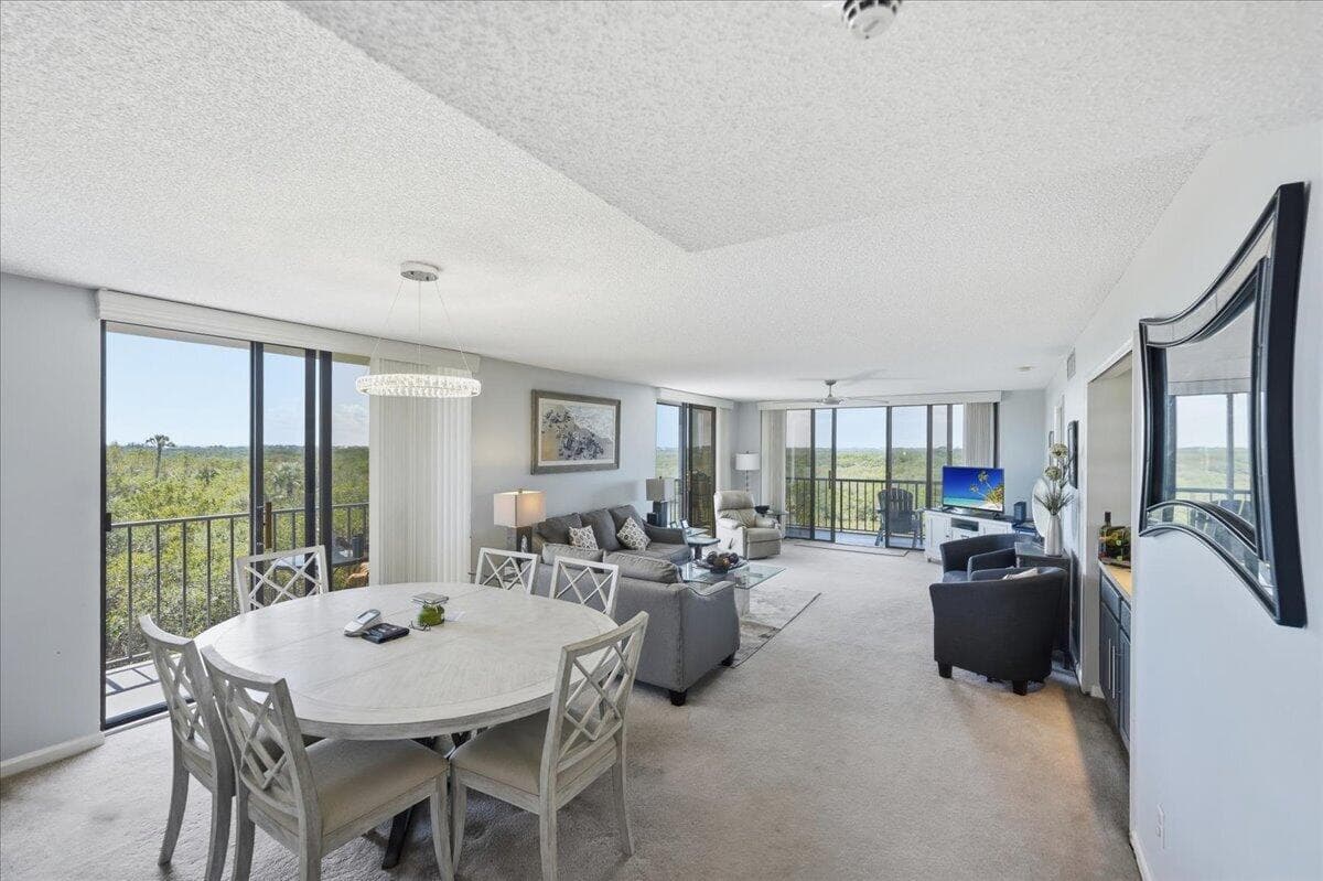 5059 N Hwy A1a 401 photo 19