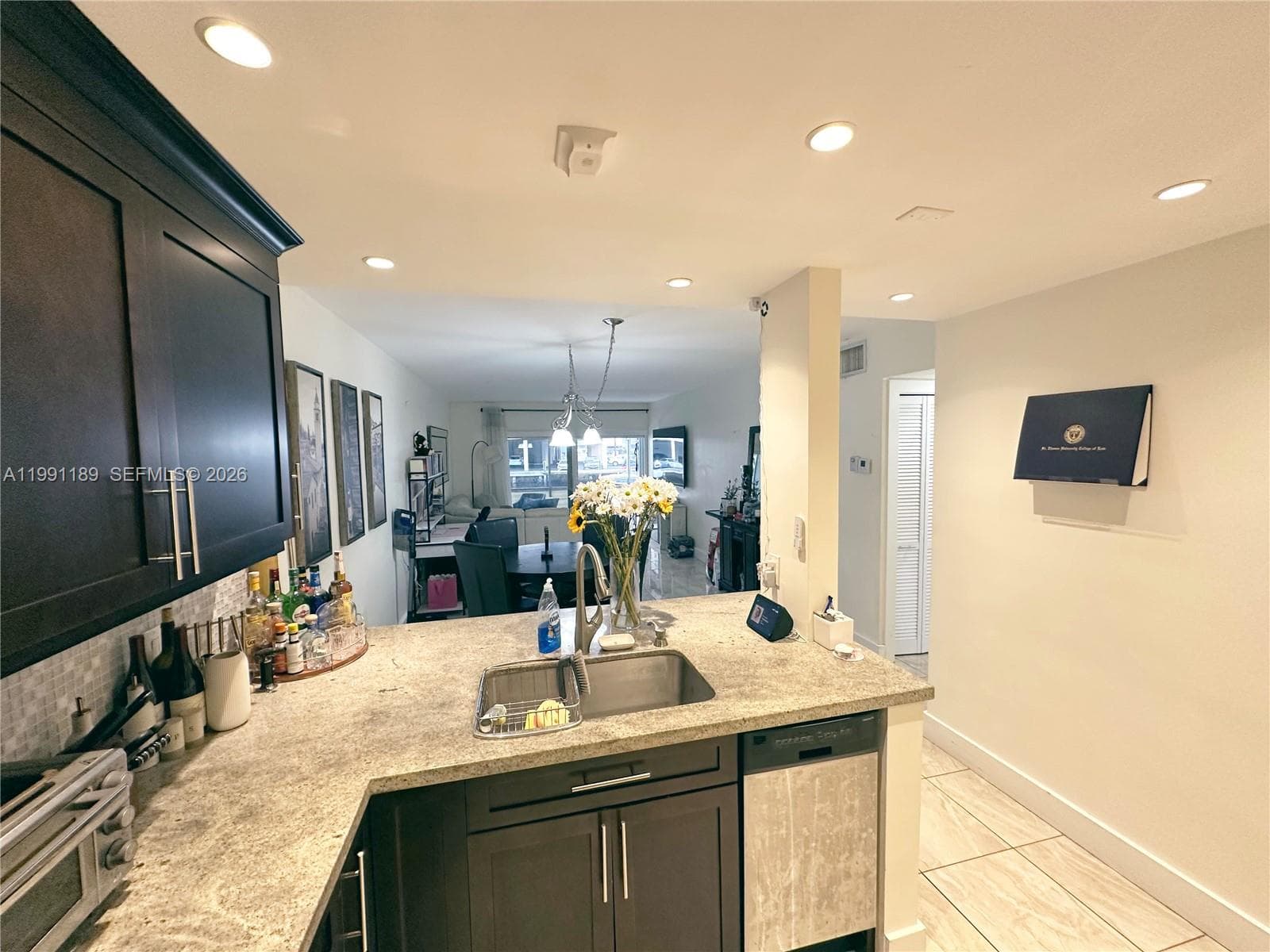 450 Paradise Isle Blvd 102 photo 2