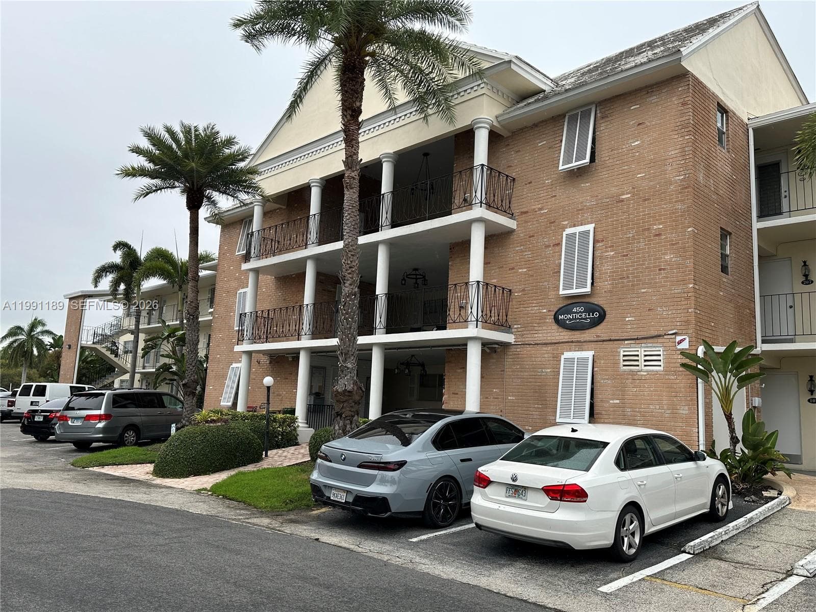 450 Paradise Isle Blvd 102 photo 20