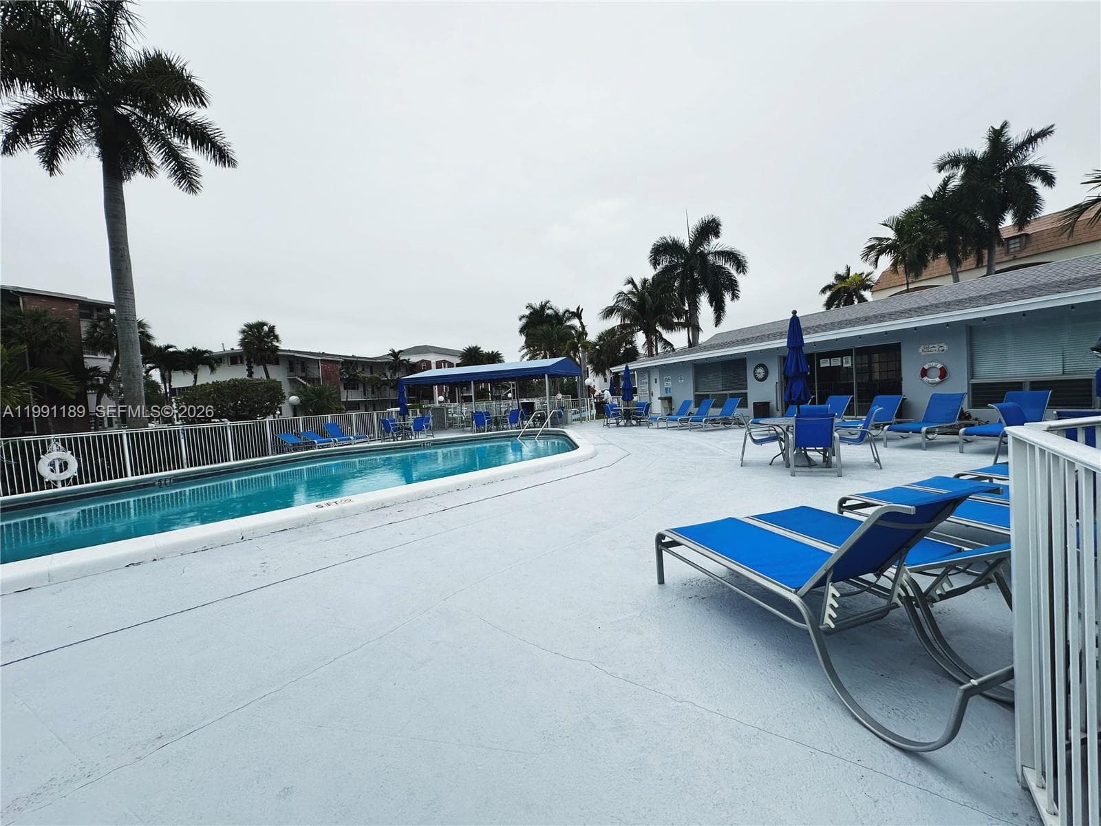 450 Paradise Isle Blvd 102 photo 24