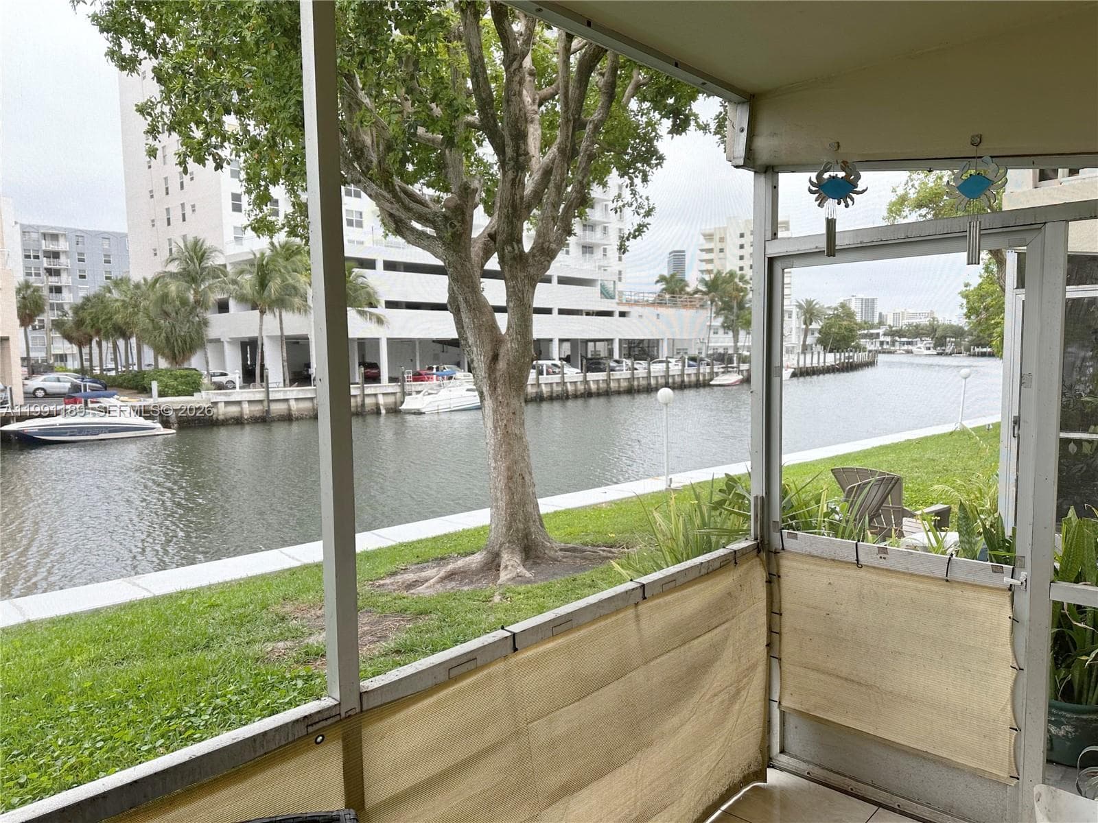 450 Paradise Isle Blvd 102 photo 8