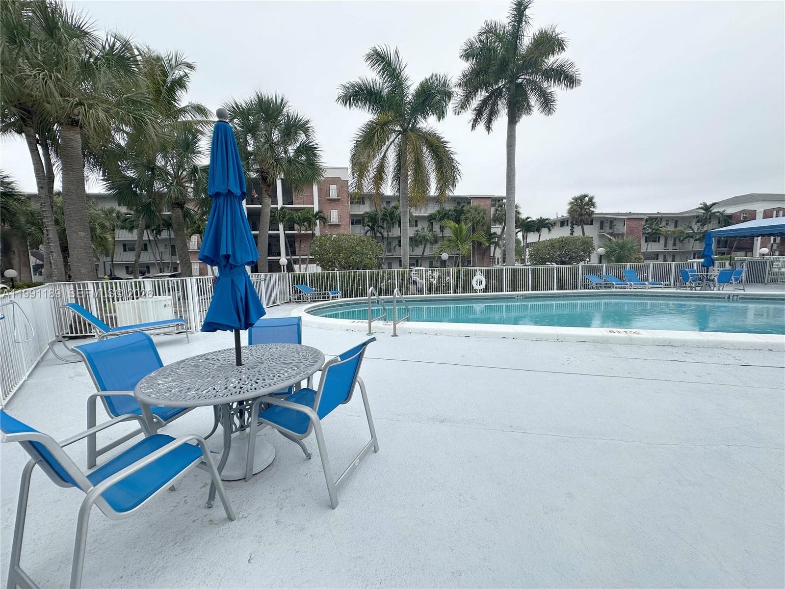 450 Paradise Isle Blvd 102 photo 25