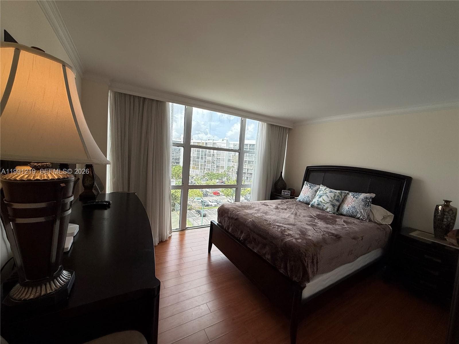1000 Parkview Dr 720 photo 13