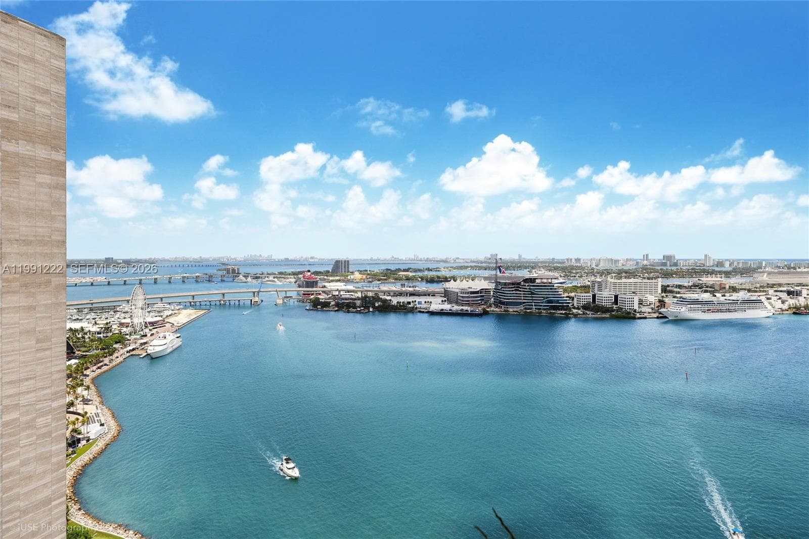 335 S Biscayne Blvd 3110 photo 3