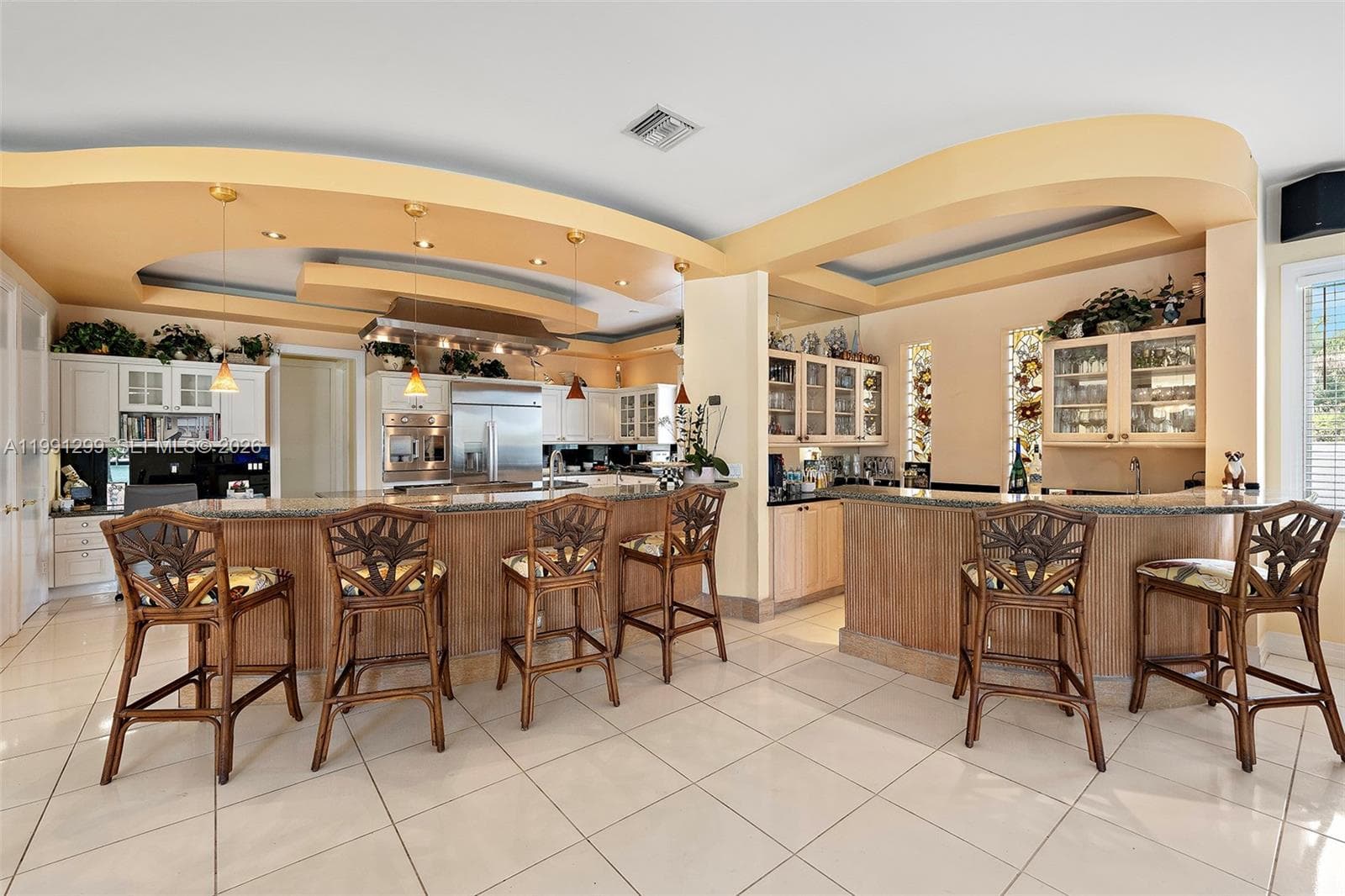 1047 Southlake Dr photo 17