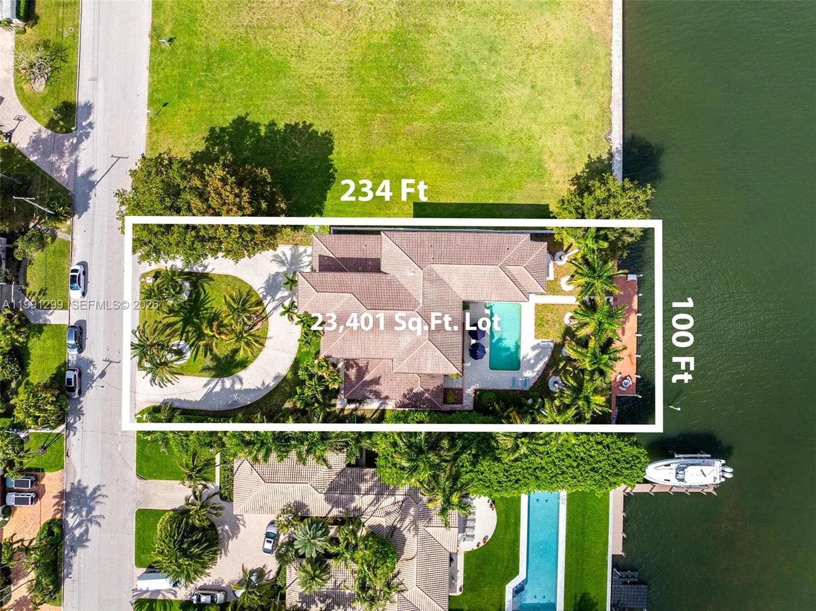1047 S Southlake Dr photo 3