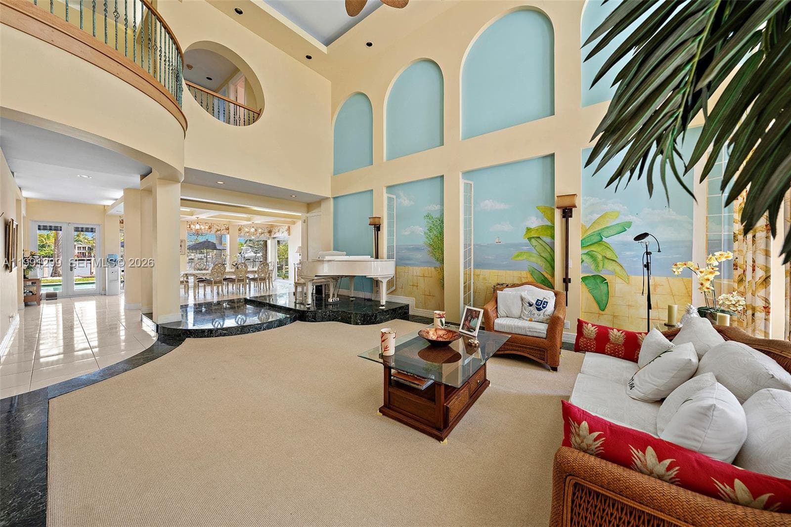 1047 Southlake Dr photo 14