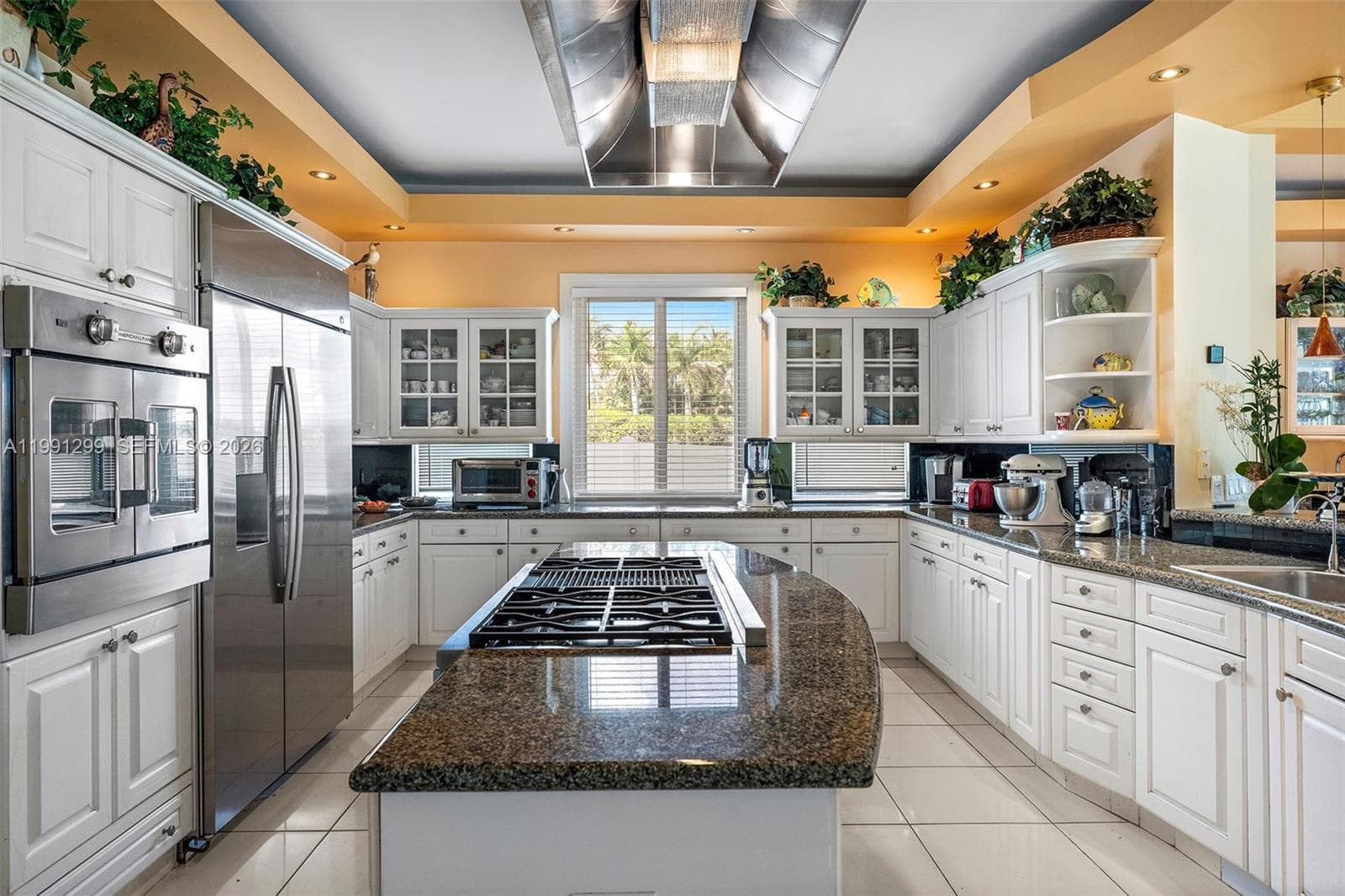 1047 Southlake Dr photo 19